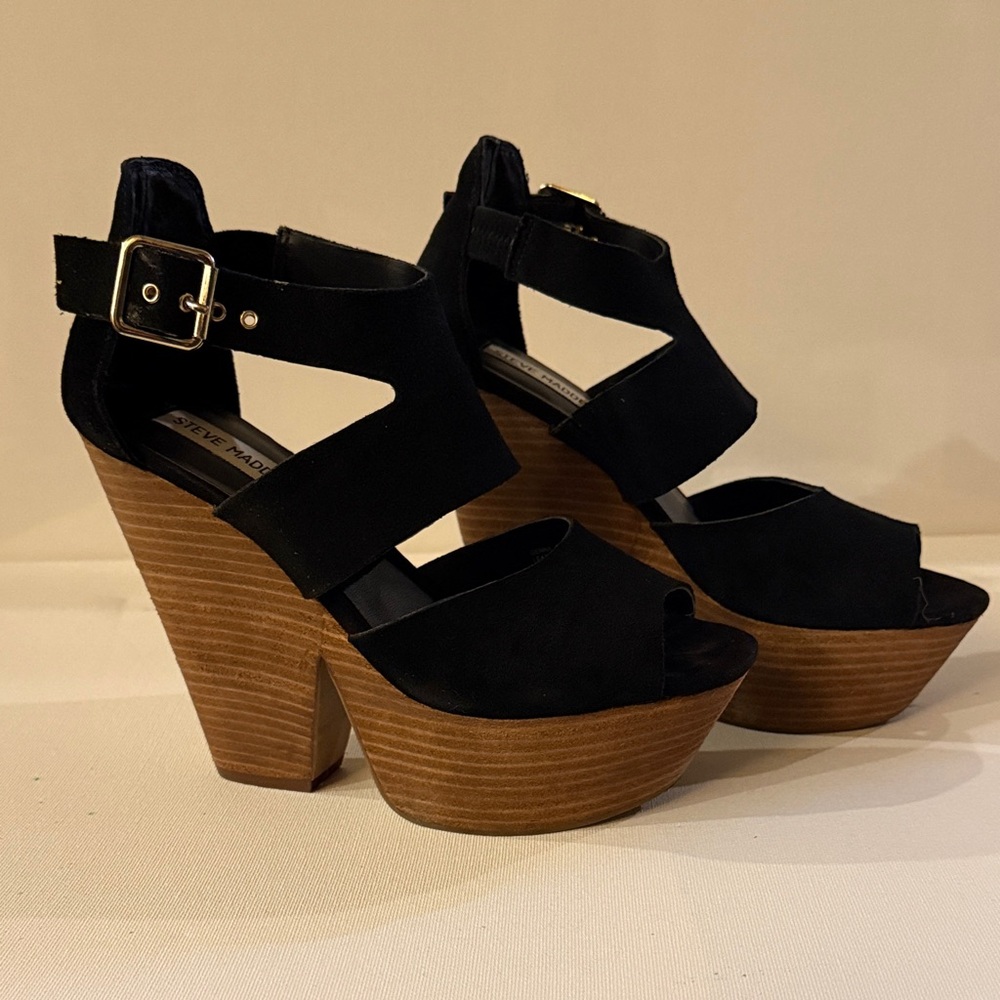 Steve Madden Black and Brown Wedge Sandals